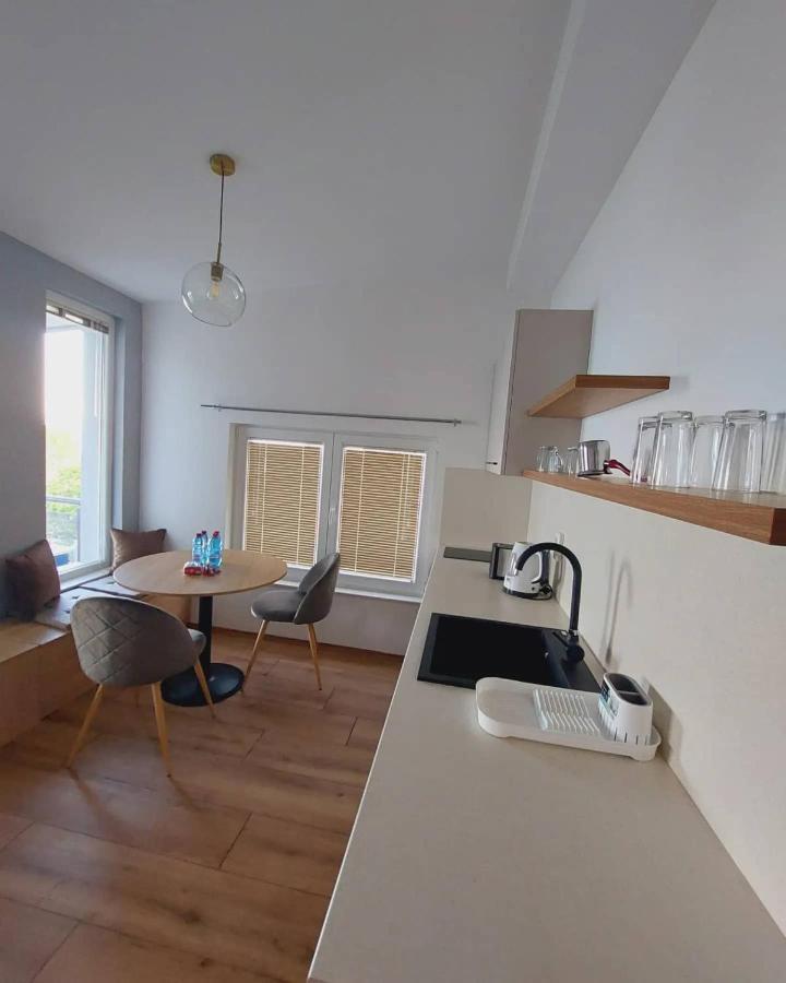 Nautica Apartments&Studios Pestani Bagian luar foto